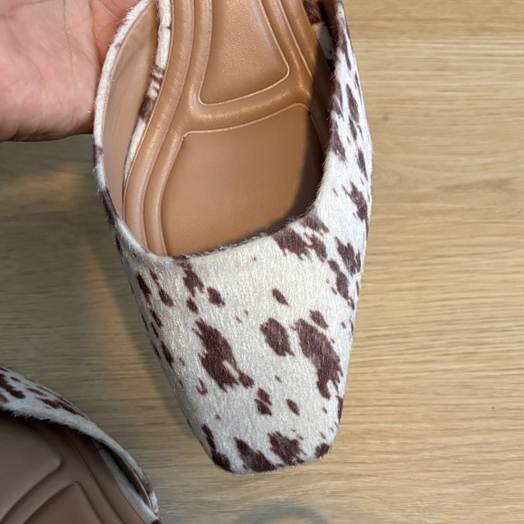 BCBGeneration Brown and Cream Sandals - Picture 5 of 6